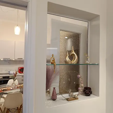 Downtown Nafplia Anabolu