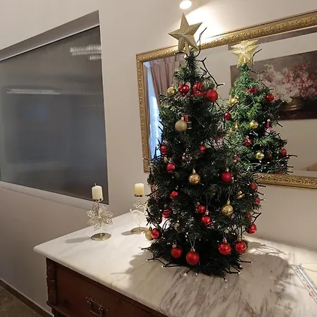 Downtown Nafplia Anabolu