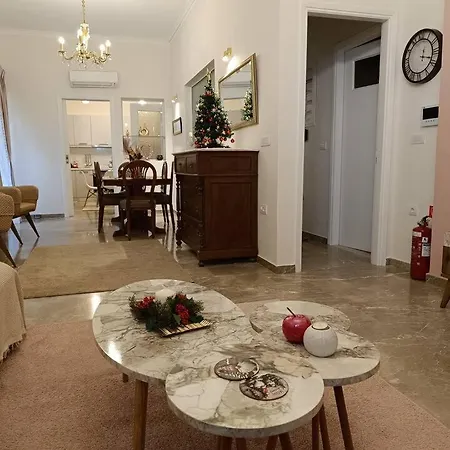 Apartment Downtown Nafplia *